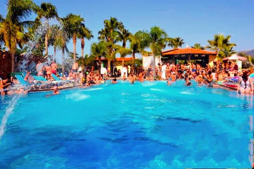 Orion Apartments Malia Eksteriør billede